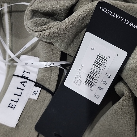 Elliat Dancehall Dress - Picture 11 of 13